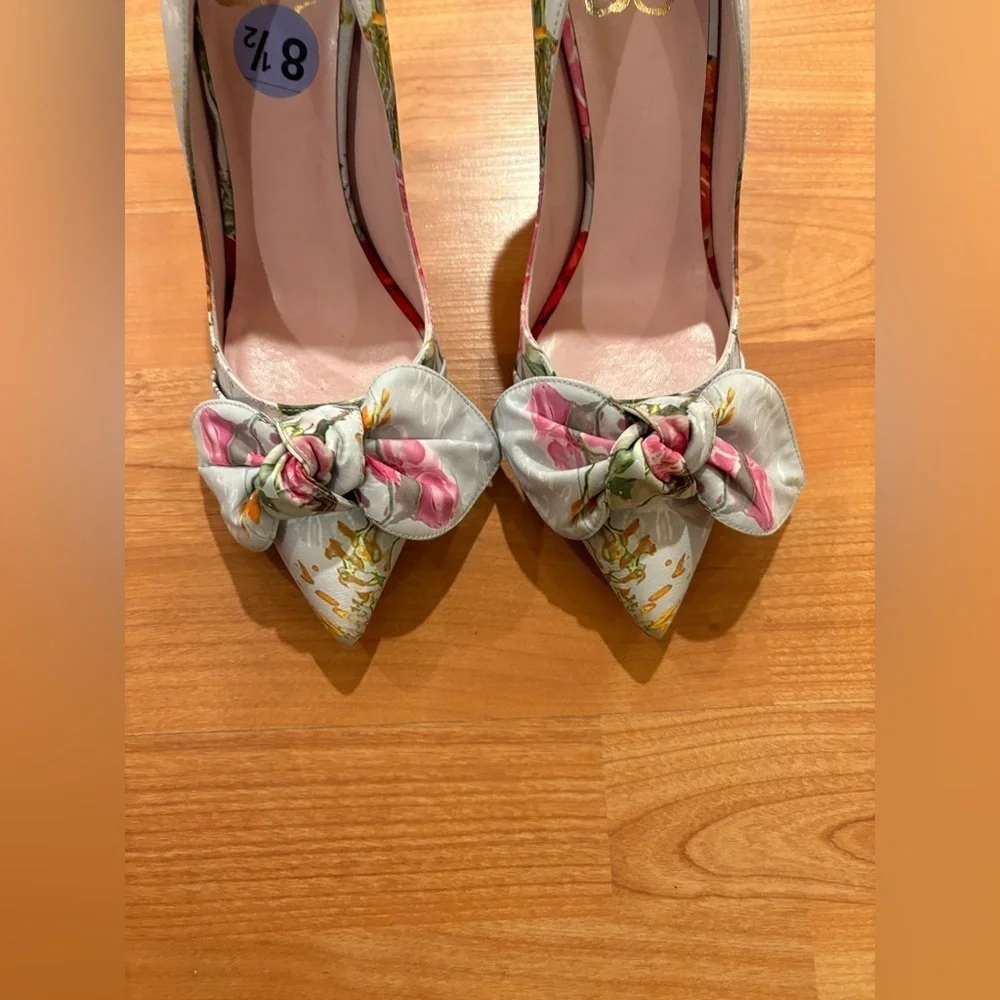 NWT - Ted Baker Ryana Tapestry Pointed Toe Bow Pump (Women) - Size 8.5